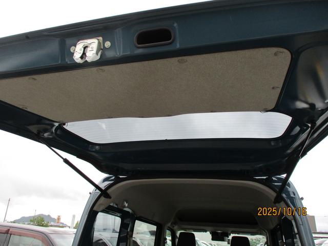 エブリイ ＰＡリミテッド　６型　　４ＷＤ　キーレス　パワーウインドウ　オートライト　スライドドア　４ＷＤ　衝突被害軽減システム　アイドリングストップ　衝突安全ボディ（39枚目）