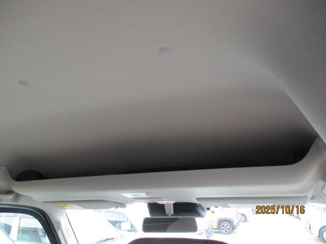 エブリイ ＰＡリミテッド　６型　　４ＷＤ　キーレス　パワーウインドウ　オートライト　スライドドア　４ＷＤ　衝突被害軽減システム　アイドリングストップ　衝突安全ボディ（52枚目）