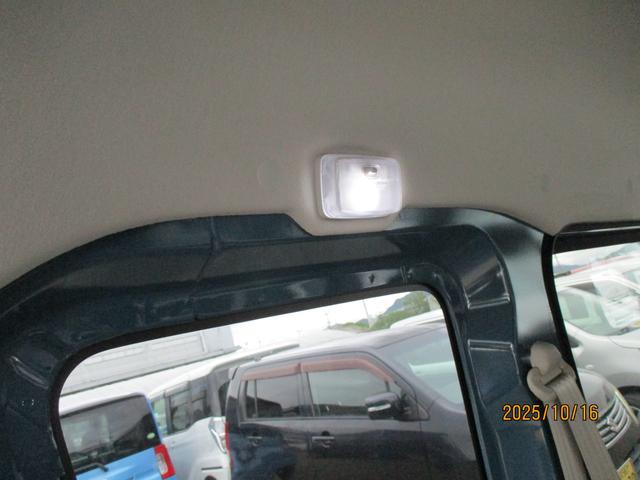 エブリイ ＰＡリミテッド　６型　　４ＷＤ　キーレス　パワーウインドウ　オートライト　スライドドア　４ＷＤ　衝突被害軽減システム　アイドリングストップ　衝突安全ボディ（59枚目）