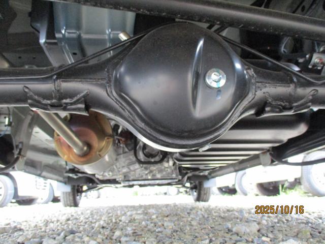 エブリイ ＰＡリミテッド　６型　　４ＷＤ　キーレス　パワーウインドウ　オートライト　スライドドア　４ＷＤ　衝突被害軽減システム　アイドリングストップ　衝突安全ボディ（68枚目）