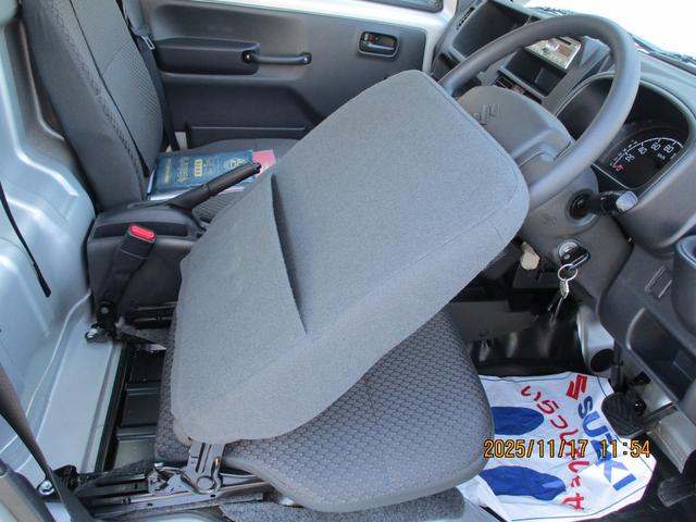 キャリイトラック ＫＸ　２型　ＬＥＤ　キーレス　パワーウインドウ　社外アルミ　４ＷＤ　ワンオーナー　衝突安全ボディ（7枚目）