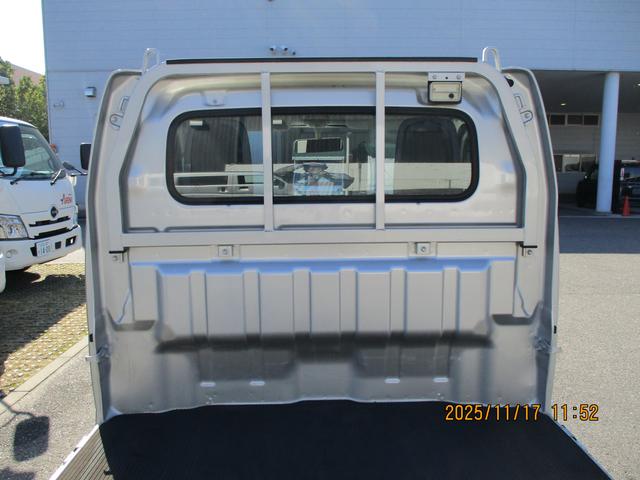 キャリイトラック ＫＸ　２型　ＬＥＤ　キーレス　パワーウインドウ　社外アルミ　４ＷＤ　ワンオーナー　衝突安全ボディ（18枚目）