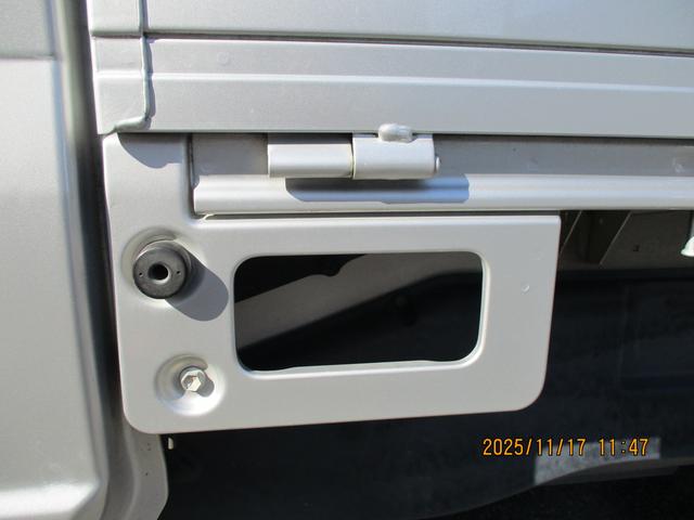 キャリイトラック ＫＸ　２型　ＬＥＤ　キーレス　パワーウインドウ　社外アルミ　４ＷＤ　ワンオーナー　衝突安全ボディ（33枚目）