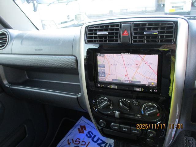 ジムニー ＬＡＮＤ　ＶＥＮＴＵＲＥ　１０型　４ＷＤ　ナビ＆リアカメラ　ドライブレコーダー　バックカメラ　純正ナビ　シートヒーター　４ＷＤ　衝突安全ボディ（11枚目）