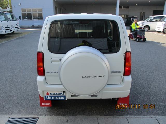 ジムニー ＬＡＮＤ　ＶＥＮＴＵＲＥ　１０型　４ＷＤ　ナビ＆リアカメラ　ドライブレコーダー　バックカメラ　純正ナビ　シートヒーター　４ＷＤ　衝突安全ボディ（19枚目）