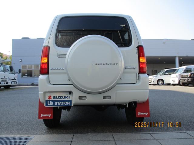 ジムニー ＬＡＮＤ　ＶＥＮＴＵＲＥ　１０型　４ＷＤ　ナビ＆リアカメラ　ドライブレコーダー　バックカメラ　純正ナビ　シートヒーター　４ＷＤ　衝突安全ボディ（26枚目）