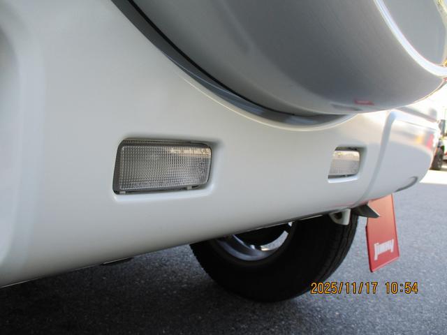 ジムニー ＬＡＮＤ　ＶＥＮＴＵＲＥ　１０型　４ＷＤ　ナビ＆リアカメラ　ドライブレコーダー　バックカメラ　純正ナビ　シートヒーター　４ＷＤ　衝突安全ボディ（38枚目）
