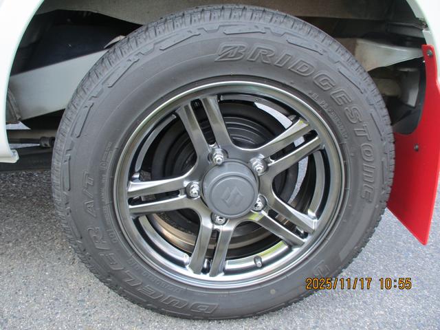 ジムニー ＬＡＮＤ　ＶＥＮＴＵＲＥ　１０型　４ＷＤ　ナビ＆リアカメラ　ドライブレコーダー　バックカメラ　純正ナビ　シートヒーター　４ＷＤ　衝突安全ボディ（42枚目）