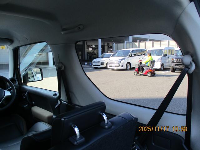 ジムニー ＬＡＮＤ　ＶＥＮＴＵＲＥ　１０型　４ＷＤ　ナビ＆リアカメラ　ドライブレコーダー　バックカメラ　純正ナビ　シートヒーター　４ＷＤ　衝突安全ボディ（46枚目）