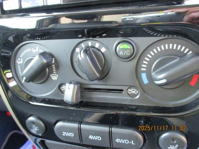 ジムニー ＬＡＮＤ　ＶＥＮＴＵＲＥ　１０型　４ＷＤ　ナビ＆リアカメラ　ドライブレコーダー　バックカメラ　純正ナビ　シートヒーター　４ＷＤ　衝突安全ボディ（50枚目）