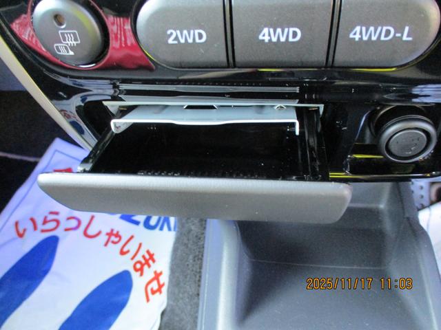 ジムニー ＬＡＮＤ　ＶＥＮＴＵＲＥ　１０型　４ＷＤ　ナビ＆リアカメラ　ドライブレコーダー　バックカメラ　純正ナビ　シートヒーター　４ＷＤ　衝突安全ボディ（59枚目）
