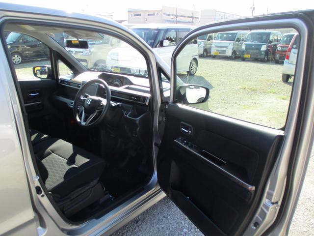 ワゴンＲカスタムＺ カスタムＺ　ＨＹＢＲＩＤ　ＺＸ　４型　セイフティーサポート　オートライト　プッシュスタート　シートヒーター　オートエアコン　スズキセーフティーサポート　アイドリングストップ　横滑り防止機能　衝突安全ボディ　盗難防止システム（39枚目）