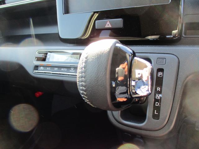 ワゴンＲカスタムＺ カスタムＺ　ＨＹＢＲＩＤ　ＺＸ　４型　セイフティーサポート　オートライト　プッシュスタート　シートヒーター　オートエアコン　スズキセーフティーサポート　アイドリングストップ　横滑り防止機能　衝突安全ボディ　盗難防止システム（46枚目）