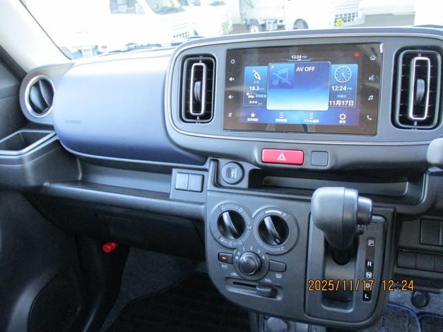 アルト ＨＹＢＲＩＤ　Ｓ　２型　モニター付オーディオ　当社試乗車　バックカメラ　オートライト　シートヒーター　スズキセーフティーサポート　アイドリングストップ　横滑り防止機能　衝突安全ボディ（12枚目）