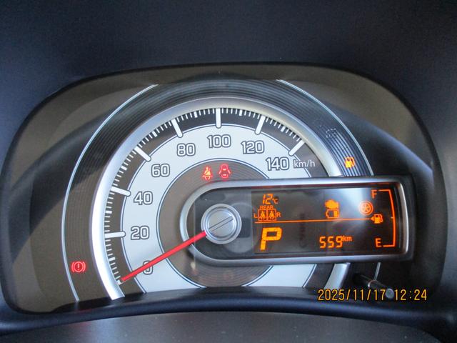 アルト ＨＹＢＲＩＤ　Ｓ　２型　モニター付オーディオ　当社試乗車　バックカメラ　オートライト　シートヒーター　スズキセーフティーサポート　アイドリングストップ　横滑り防止機能　衝突安全ボディ（13枚目）