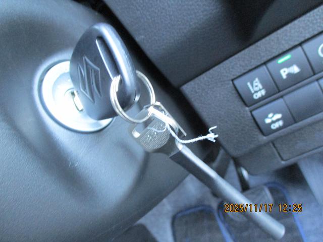 アルト ＨＹＢＲＩＤ　Ｓ　２型　モニター付オーディオ　当社試乗車　バックカメラ　オートライト　シートヒーター　スズキセーフティーサポート　アイドリングストップ　横滑り防止機能　衝突安全ボディ（50枚目）