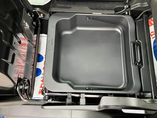 スペーシアカスタム カスタム HYBRID XS 当社試乗車使用 全方位カメラ バックカメラ オートライト Bluetooth スライドドア 純正ナビ プッシュスタート シートヒーター オートエアコン 禁煙車 スズキセーフティーサポート 衝突被害軽減システム アイドリングストップ(45枚目)