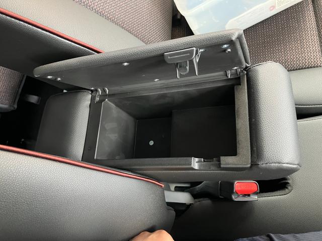 スペーシアカスタム カスタム HYBRID XS 当社試乗車使用 全方位カメラ バックカメラ オートライト Bluetooth スライドドア 純正ナビ プッシュスタート シートヒーター オートエアコン 禁煙車 スズキセーフティーサポート 衝突被害軽減システム アイドリングストップ(59枚目)