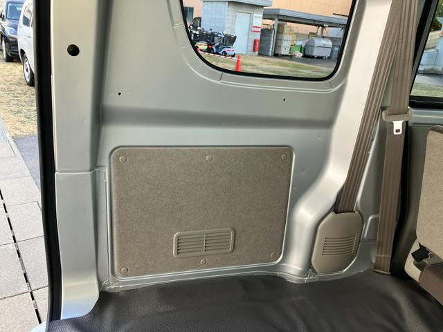 エブリイ ＰＡリミテッド　６型　衝突軽減ブレーキ付き　オートライト　スライドドア　禁煙車　スズキセーフティーサポート　衝突被害軽減システム　横滑り防止機能（37枚目）