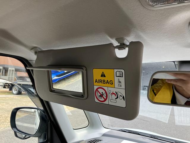 �����[�J�[�̃~�j�o���E�q�u���ÎԂ��W�����Ă���܂��B