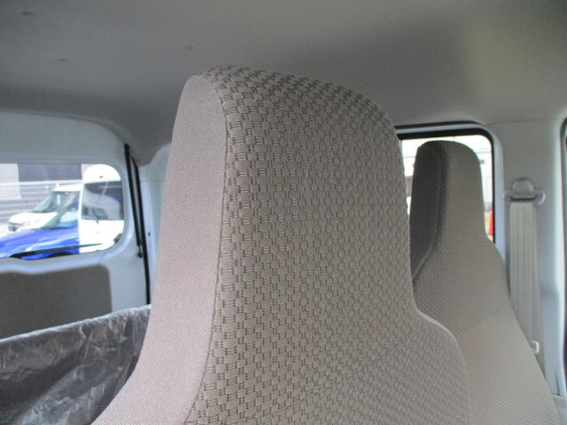 エブリイ ＰＡリミテッド　６型　前後ブレーキサポート　純正ドラレコ　オートライト　衝突被害軽減システム　アイドリングストップ　衝突安全ボディ　横滑り防止機能（4枚目）