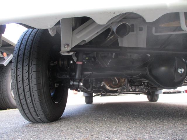 エブリイ ＰＡリミテッド　６型　前後ブレーキサポート　純正ドラレコ　オートライト　衝突被害軽減システム　アイドリングストップ　衝突安全ボディ　横滑り防止機能（68枚目）