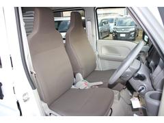 ���Ҥϥ������ʳ��˽л��ľ�ĥǥ����顼�Ȥ��ơ����츩��������䥨�ꥢ�ˡ��ϰ�γ��ͤ˰��������Ǥޤ���ޤ����� 3