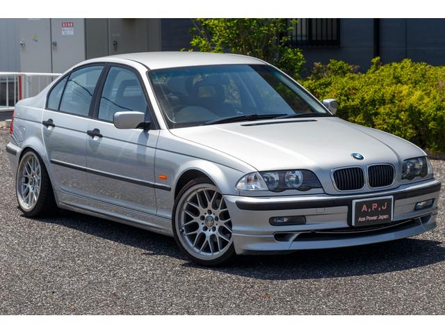 ３シリーズ ３１８ｉ　無期限無制限保証付　５ＭＴ　ＢＢＳホイール　左右レカロシート　直６エンジン　車高調　マフラー　ディープコンケープハンドル（7枚目）