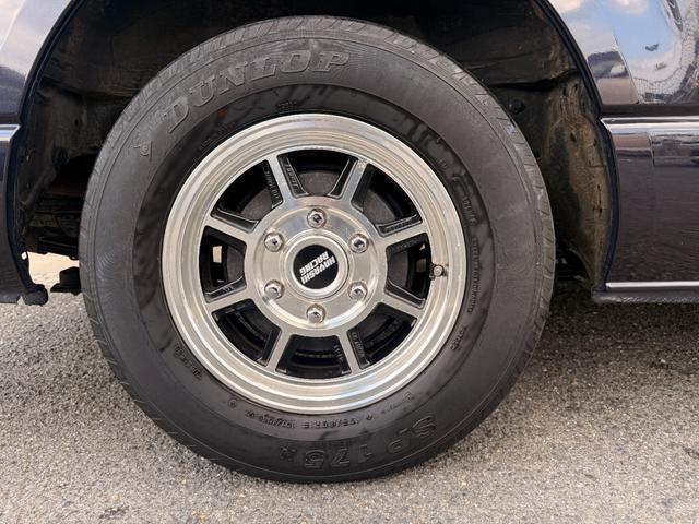 レジアスエースバン スーパーGL ダークプライム カロッツェリアサイバーナビ/シートカバー/ハヤシレーシングAW/禁煙車/レーダー/ドラレコ/ETC/バイザー・エンブレムハイエース仕様(18枚目)