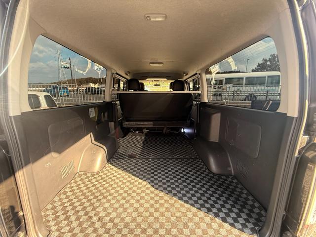 レジアスエースバン スーパーGL ダークプライム カロッツェリアサイバーナビ/シートカバー/ハヤシレーシングAW/禁煙車/レーダー/ドラレコ/ETC/バイザー・エンブレムハイエース仕様(63枚目)