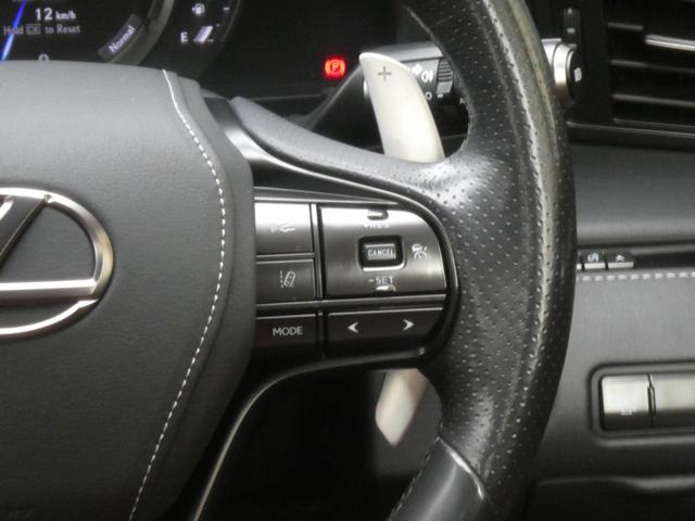 LC500 Sパッケージ V型8気筒EG&DirectShift10速AT ホワイトノーヴァガラスフレーク/レッド 寒冷地 カーボンR セーフティー+ GRSギア比可変ステアリング LDHダイナミックHS URZ100(18枚目)