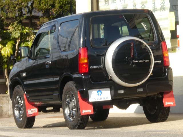 ランドベンチャー カロッツェリアサイバーナビ フルセグTV ETC 社外LEDヘッドランプ フォグランプ 4WD 5MT 専用合皮シート 前席Sヒーター プライバシーガラス スペアキー 保証書 取扱説明書 JB23W(41枚目)