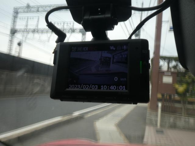 モーダ チャーム 1オーナー禁煙車 2021年製造スタッドレスタイヤ付 運転席シートヒーター セーフティーセンス 前後Dレコ 純正AW付 SDナビTV パノラマビュー ETC ハーフレザー LEDヘッド ツートンルーフ(11枚目)
