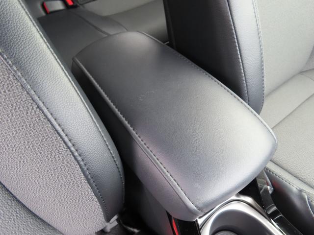 カローラクロス ハイブリッド Z 1オーナーユーザー様買取禁煙車 ラブクロス(フロントフェイスキット&OVフェンダー,純正202塗装塗り分け)新品TOYOタイヤオープンカントリーH/TII トヨタTM PVM Aパーク Gコーティング(28枚目)