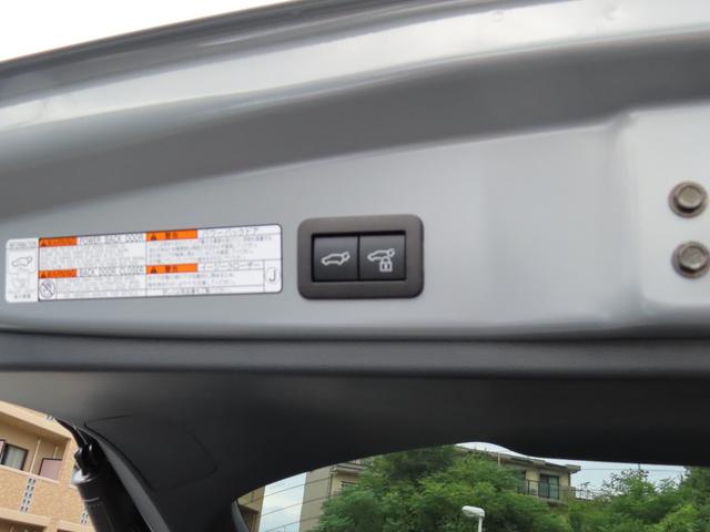 カローラクロス ハイブリッド Z 1オーナーユーザー様買取禁煙車 ラブクロス(フロントフェイスキット&OVフェンダー,純正202塗装塗り分け)新品TOYOタイヤオープンカントリーH/TII トヨタTM PVM Aパーク Gコーティング(45枚目)