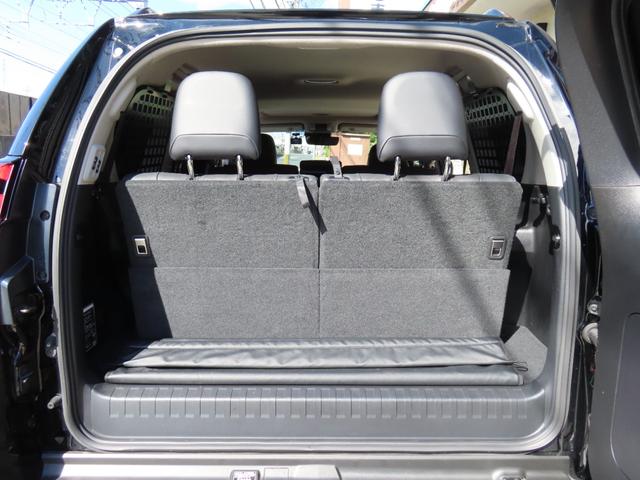 ランドクルーザープラド ＴＸ　Ｌパッケージ・ブラックエディション　１オーナーユーザー様買取禁煙車　２インチリフトＵＰ　ＤＦ１７ＡＷ　ＢＦグッドリッチＡ／Ｔ　ＳＲ　７人乗り　アルパイン９インチナビＴＶ　　Ｂカメラ　ルーフキャリア　ヒッチメンバー　Ｓヒーター／エアコン（46枚目）