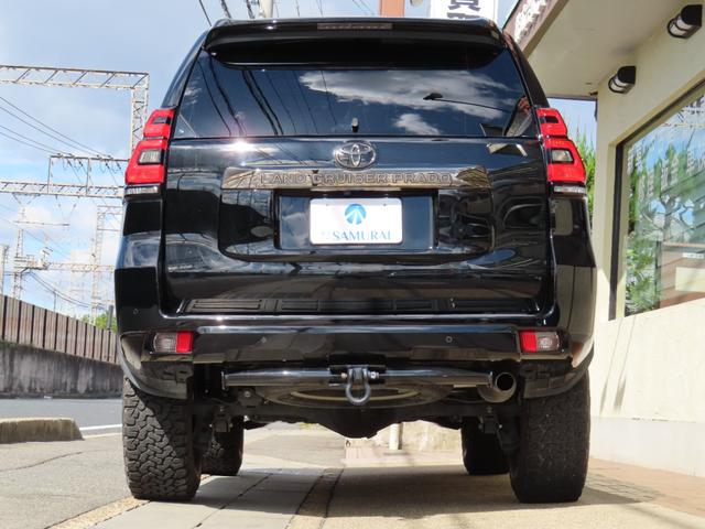 ランドクルーザープラド ＴＸ　Ｌパッケージ・ブラックエディション　１オーナーユーザー様買取禁煙車　２インチリフトＵＰ　ＤＦ１７ＡＷ　ＢＦグッドリッチＡ／Ｔ　ＳＲ　７人乗り　アルパイン９インチナビＴＶ　　Ｂカメラ　ルーフキャリア　ヒッチメンバー　Ｓヒーター／エアコン（54枚目）