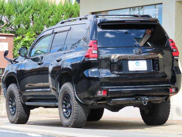ランドクルーザープラド ＴＸ　Ｌパッケージ・ブラックエディション　１オーナーユーザー様買取禁煙車　２インチリフトＵＰ　ＤＦ１７ＡＷ　ＢＦグッドリッチＡ／Ｔ　ＳＲ　７人乗り　アルパイン９インチナビＴＶ　　Ｂカメラ　ルーフキャリア　ヒッチメンバー　Ｓヒーター／エアコン（55枚目）