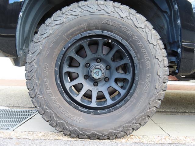 ランドクルーザープラド ＴＸ　Ｌパッケージ・ブラックエディション　１オーナーユーザー様買取禁煙車　２インチリフトＵＰ　ＤＦ１７ＡＷ　ＢＦグッドリッチＡ／Ｔ　ＳＲ　７人乗り　アルパイン９インチナビＴＶ　　Ｂカメラ　ルーフキャリア　ヒッチメンバー　Ｓヒーター／エアコン（62枚目）