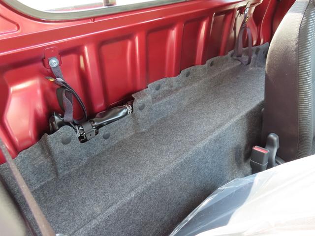 ハイゼットトラック ジャンボエクストラ　１オーナーユーザー様買取禁煙車　スマートアシスト　Ｃソナー　ケンウッドナビＴＶ　ＣＤ／ＤＶＤ／Ｂｌｕｅｔｏｏｔｈ　Ｂカメラ　前後ドラレコ　デフロック　ＬＥＤヘッド　純正マット＆バイザー　荷台マット（34枚目）