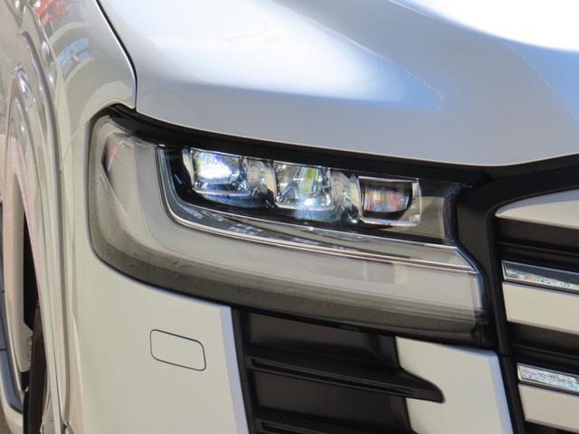 ☆暗い夜道も明るく照らします☆ＬＥＤヘッドライト装着車！夜間のドライブも安心ですね♪消費電力が少なく明るいなんて◎です　♪