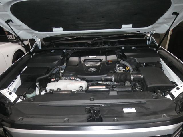 納車前にはトヨタディーラーにてしっかりと点検整備を行ますので安心してください！もちろん点検した上で車に悪いところがなくてもエンジンオイル等の必要な消耗品はきっちり交換して納車させていただきます☆