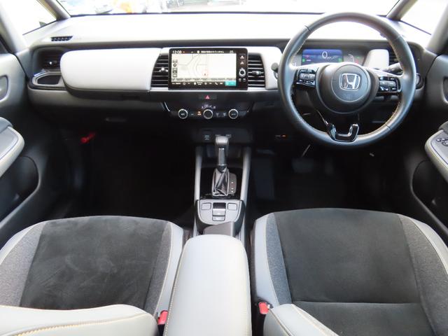 フィット e:HEV RS 1オーナーユーザー様買取禁煙車 9インチワイドCONNECTディスプレー ホンダセンシング ドライブモードスイッチ 専用サスペンション グレープライムスムースコンビシート 3ビュー切替式Rワイドカメラ(3枚目)