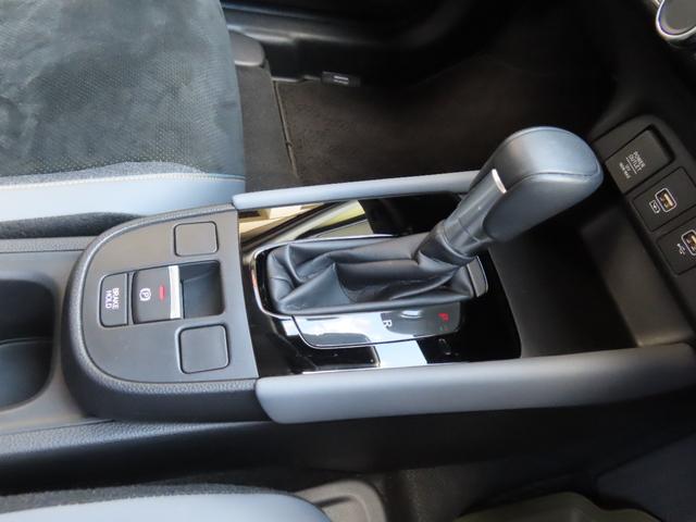 フィット e:HEV RS 1オーナーユーザー様買取禁煙車 9インチワイドCONNECTディスプレー ホンダセンシング ドライブモードスイッチ 専用サスペンション グレープライムスムースコンビシート 3ビュー切替式Rワイドカメラ(11枚目)