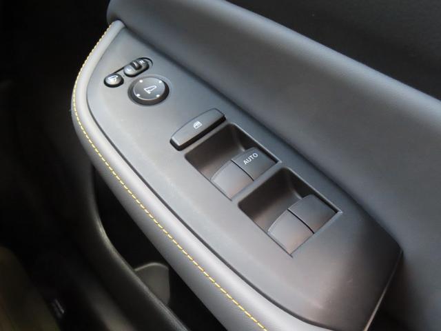 フィット e:HEV RS 1オーナーユーザー様買取禁煙車 9インチワイドCONNECTディスプレー ホンダセンシング ドライブモードスイッチ 専用サスペンション グレープライムスムースコンビシート 3ビュー切替式Rワイドカメラ(16枚目)