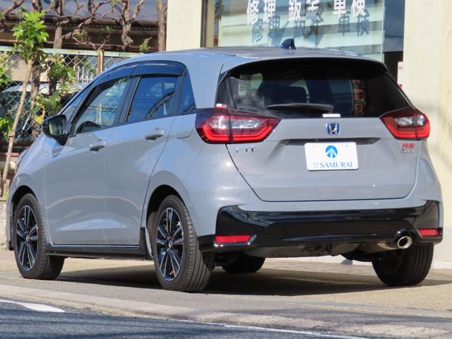 フィット e:HEV RS 1オーナーユーザー様買取禁煙車 9インチワイドCONNECTディスプレー ホンダセンシング ドライブモードスイッチ 専用サスペンション グレープライムスムースコンビシート 3ビュー切替式Rワイドカメラ(40枚目)