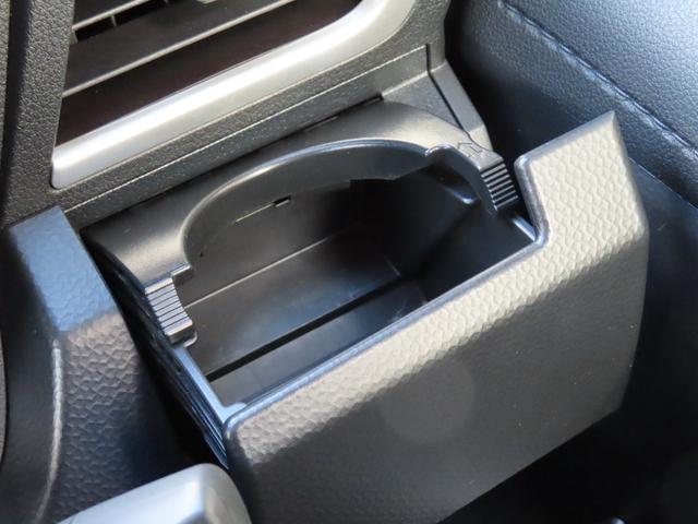 ルーミー カスタムG-T 女性1オーナーユーザー様買取禁煙車 スマアシ(予防安全機能) 純正9インチナビTV CD BT USB/HDMI パノラマビューM 純正12.1後席モニター シートヒーター ドラレコ インテリアイルミ(18枚目)