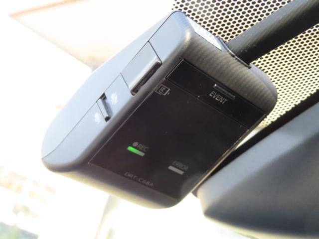 �y�h���C�u���R�[�_�[�z�𑕔����Ă܂��I�������̎��̋M�d�ȓ����^��ł���̂ŁA���̂₠����^�]�Ȃǂɂ������ۂ̈��S���������܂��ˁ�ԈȊO�ɂ����]�ԂƂ̎��̂̎��Ȃǂɂ��L���ł���i�O�O�j