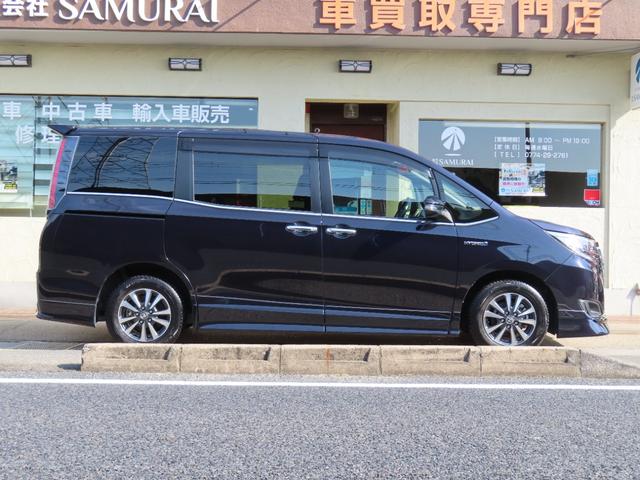 �X�}�[�g�L�[�ł��̂ŃL�[���o�b�O��|�P�b�g�ɓ��ꂽ�܂܂ŃG���W���n�����\�ł��B�܂����Ԃ̎{�����h�A�ɂ���X�C�b�`��ŊJ�\�ł��̂ŃJ�o������L�[��T���Ď��o���킸��炵�����������܂���B