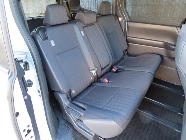 �����͖ڗ���������V�~������Ȃ����X�܂��Y��ɕۂ���Ă��܂��B�O�I�[�i�[�l����؂ɏ���Ă����̂��킩����ł��B�V�ԂƈႢ���ÎԂ͎ԗ���Ԃɍ����ł܂��̂ł������������Ԃ͂��������ł��恙